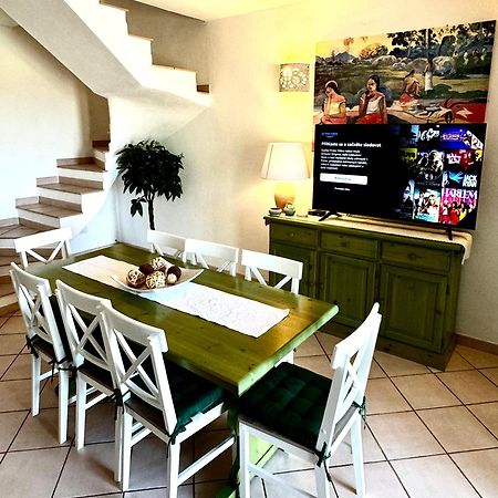 Casa A Pochi Minuti Dalla Spiaggia Di Vignola Vignola Mare Ngoại thất bức ảnh
